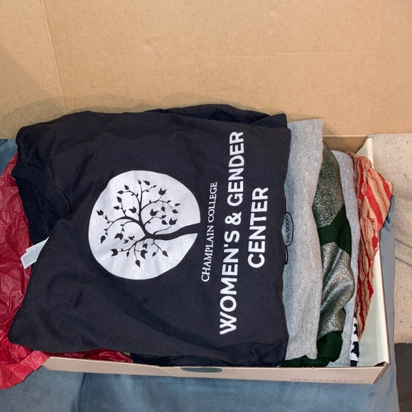 COPY - ❗️Bundle SURPRISE PRINTED T-SHIRTS | SET OF 5 - Picture 2 of 7